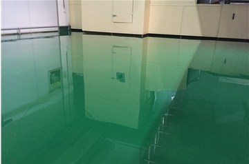 環(huán)氧地坪施工時(shí)如何解決基層含水率過(guò)高問(wèn)題？