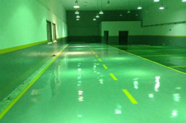 雨季環(huán)氧地坪漆施工應(yīng)考慮到哪些地方？